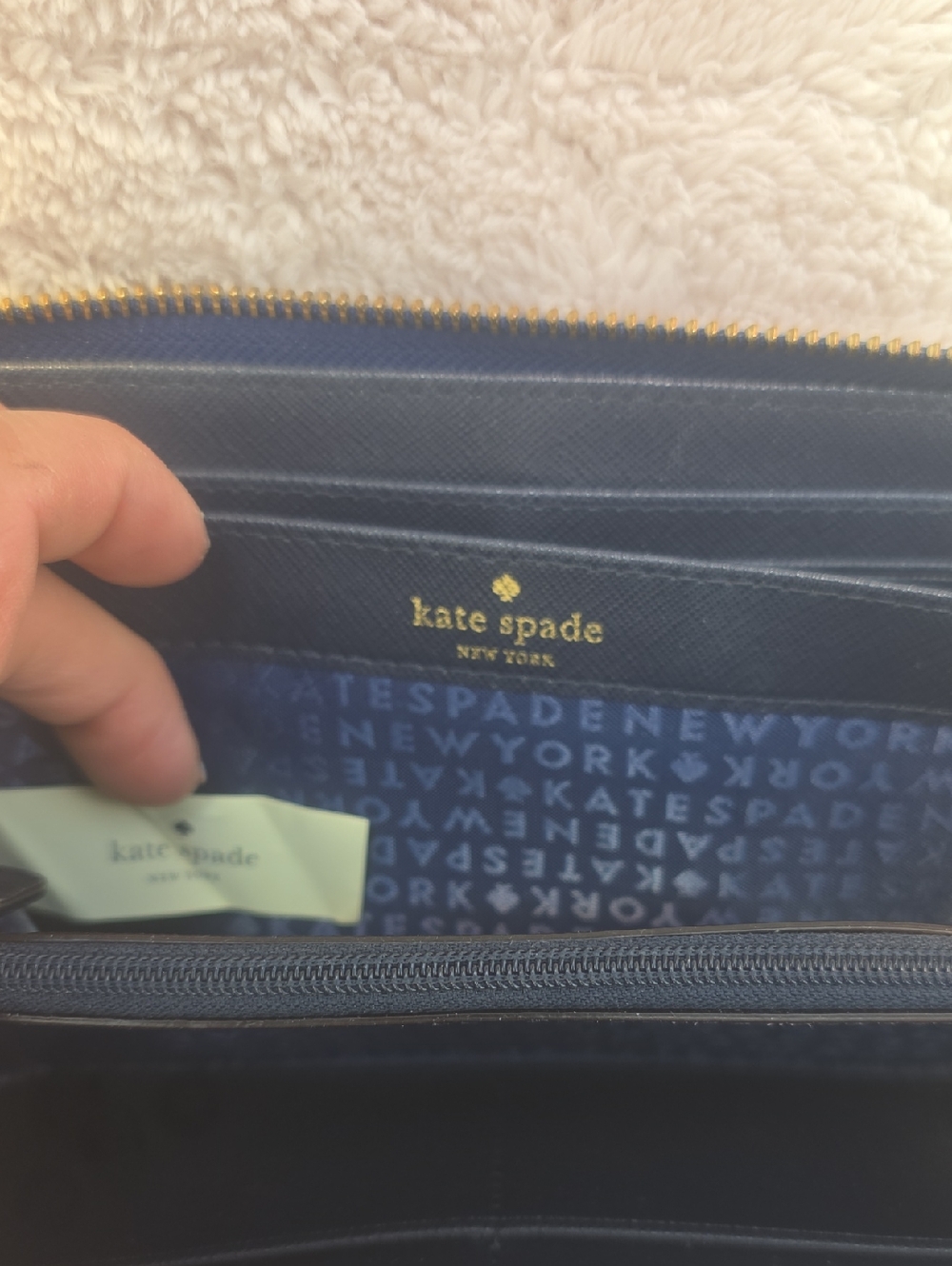 kate spade Zip Wallet - Picture 2 of 5